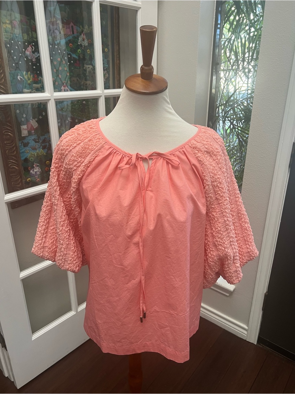 Oddi NWT Coral Textured Puff Sleeve Tie Neck Blouse Small